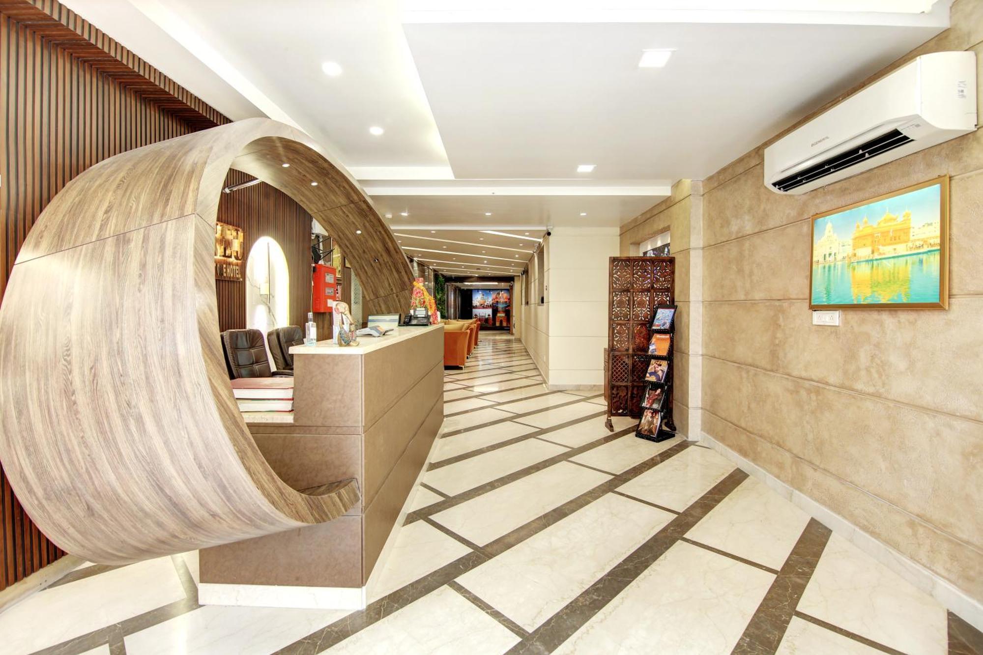 Hotel Neu Villa - Near Connaught Place & New Delhi Railway Station Εξωτερικό φωτογραφία